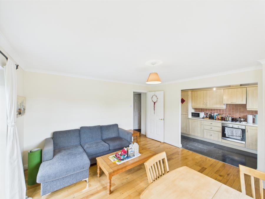 Apartment 17 Clarendon Quay, 1 Pilot Place