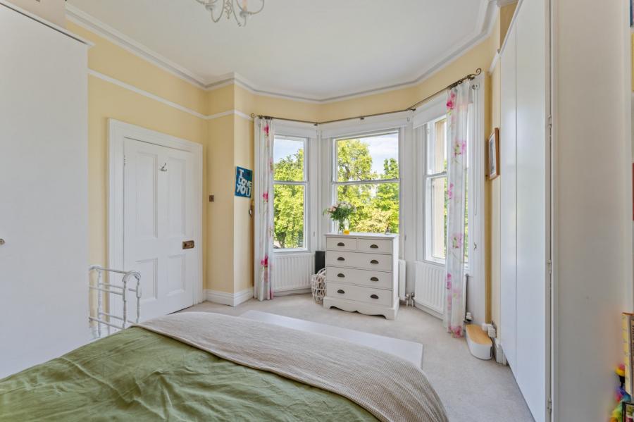 19 Dunmurry Lane