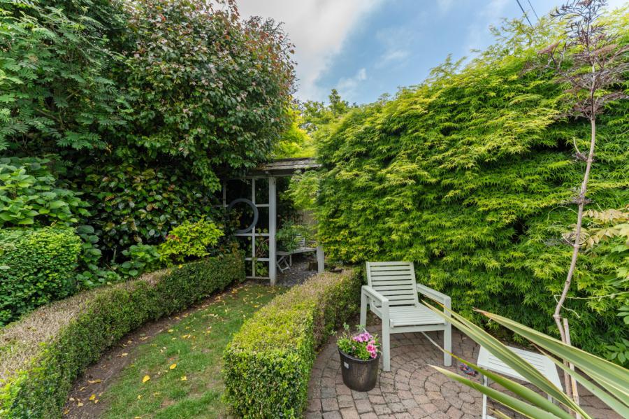 19 Dunmurry Lane