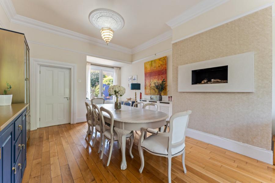 19 Dunmurry Lane