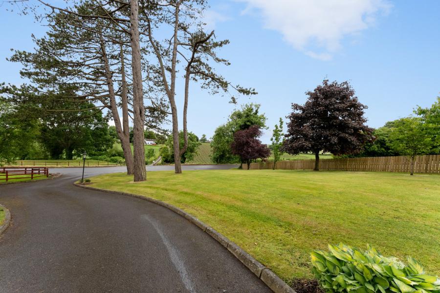 3 Oak Hill