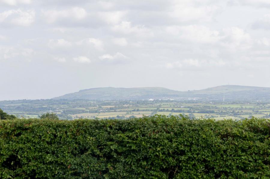 8 Whinknowe Road