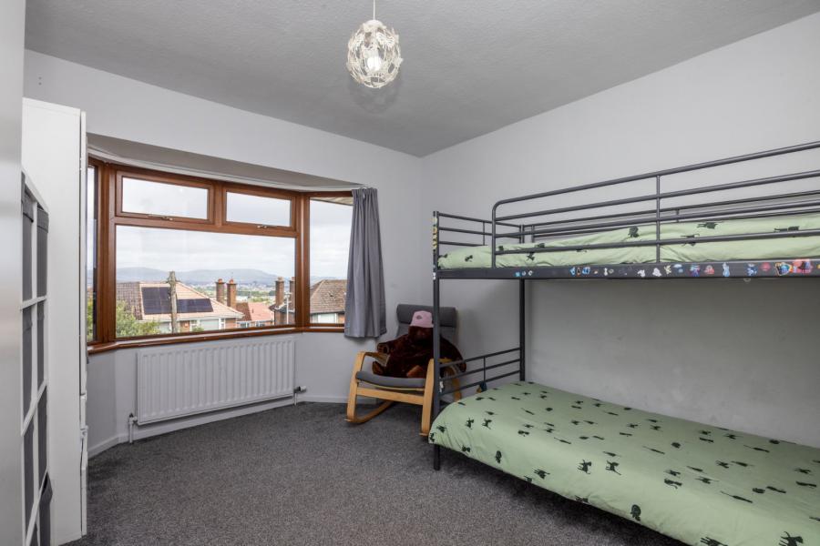 22 Beechgrove Gardens