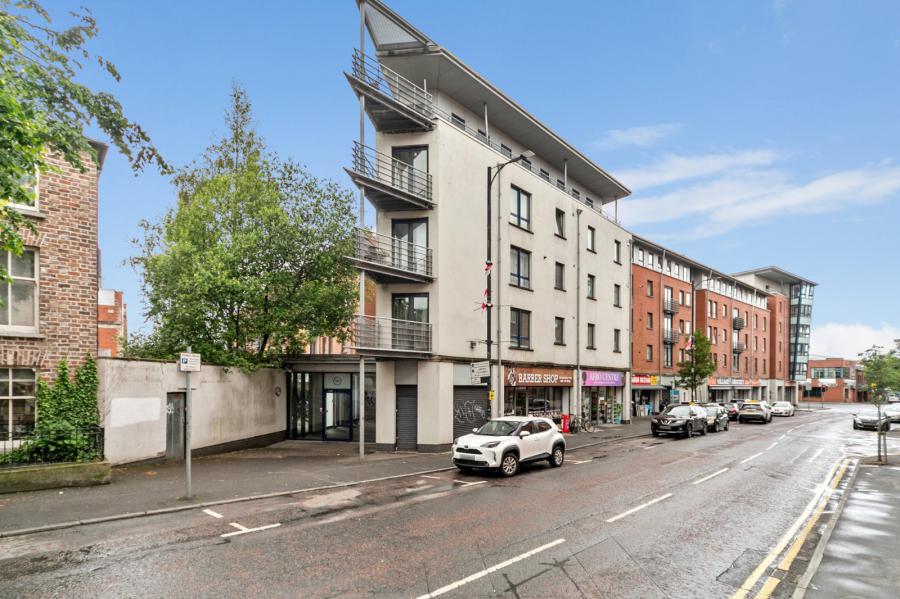 Apartment C 2.3, Whitehall Square