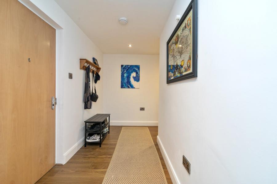Apartment C 2.3, Whitehall Square