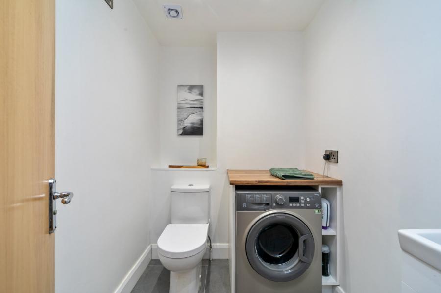 Apartment C 2.3, Whitehall Square