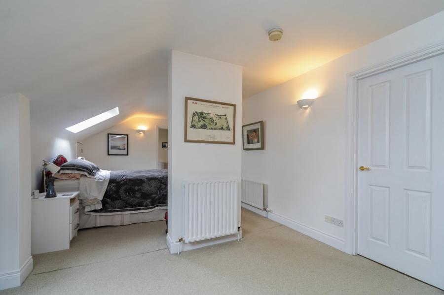 Apartment 11, Myrtlefield Manor, 1 Myrtlefield Park