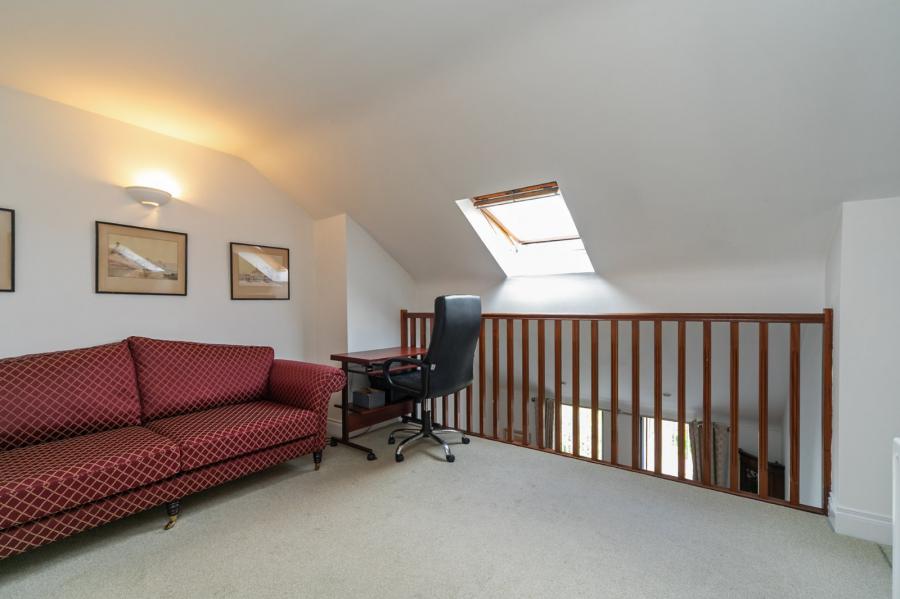 Apartment 11, Myrtlefield Manor, 1 Myrtlefield Park