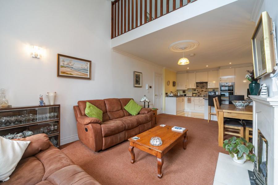 Apartment 11, Myrtlefield Manor, 1 Myrtlefield Park