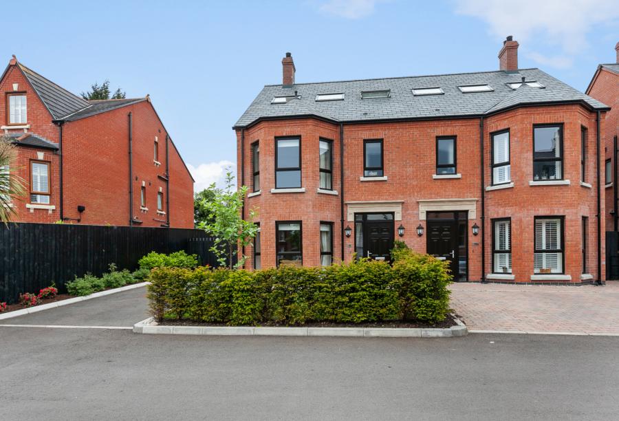 17 Upper Lisburn Road