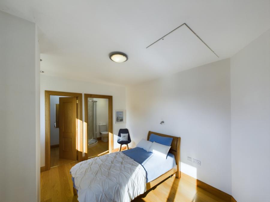 74 Carnreagh
