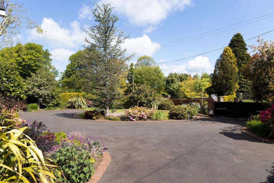74 Carnreagh