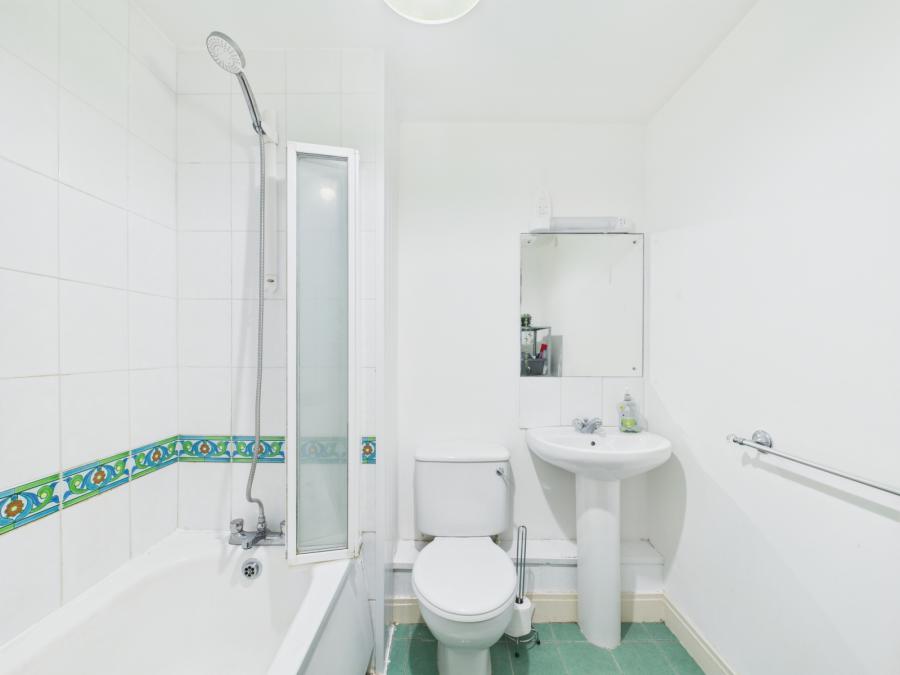 Apartment 311, Margarita Plaza, 81 Adelaide Street