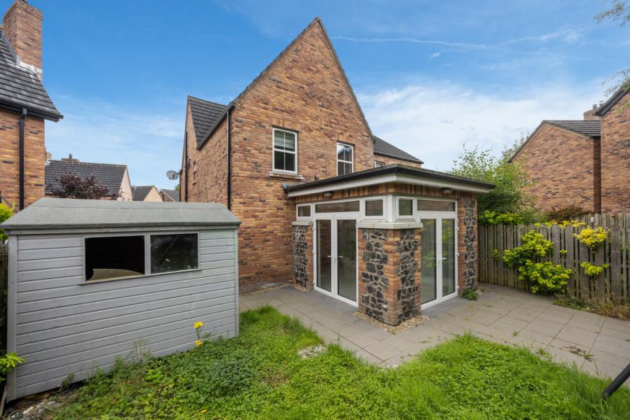36 Belsize Meadows