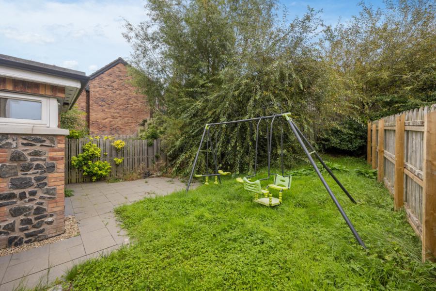 36 Belsize Meadows