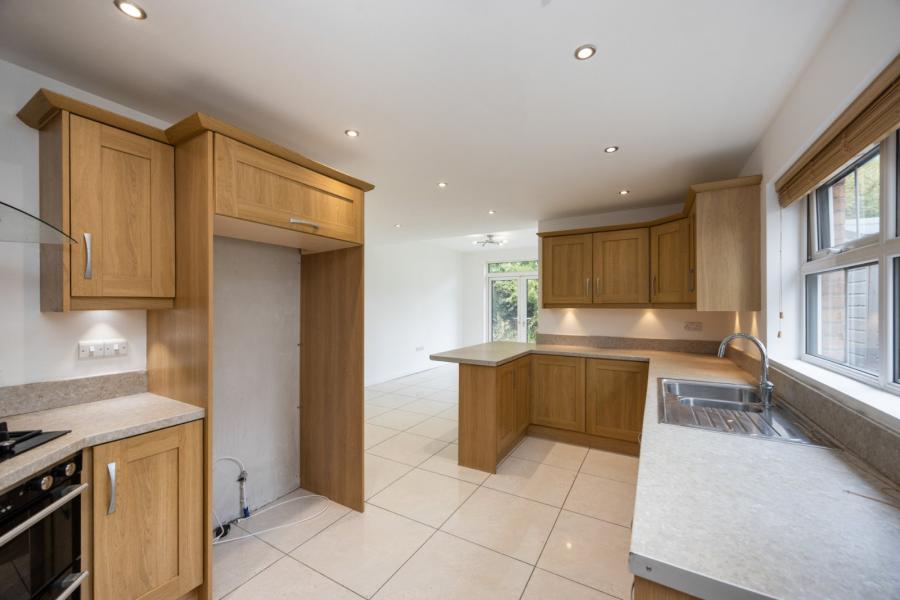 36 Belsize Meadows