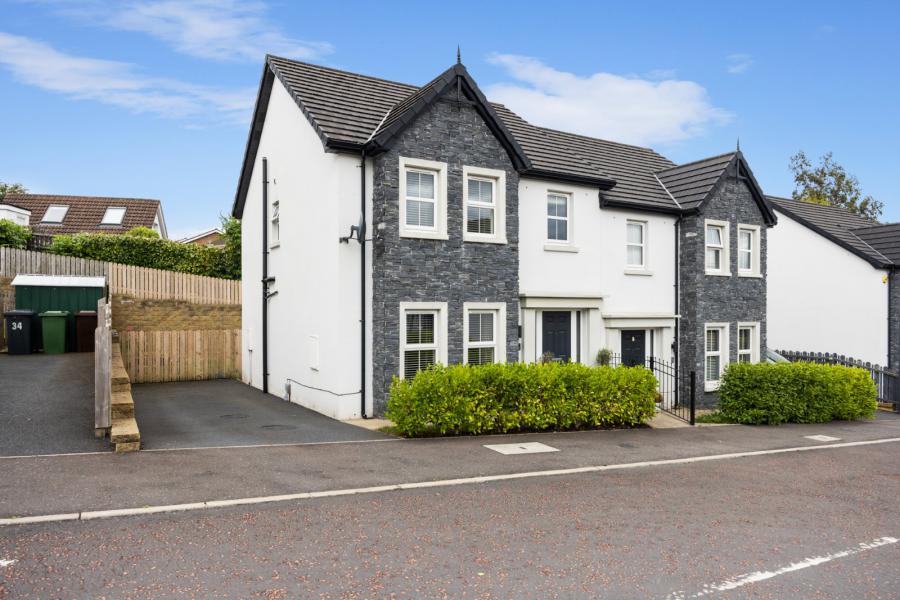32 Huntingdon Hill