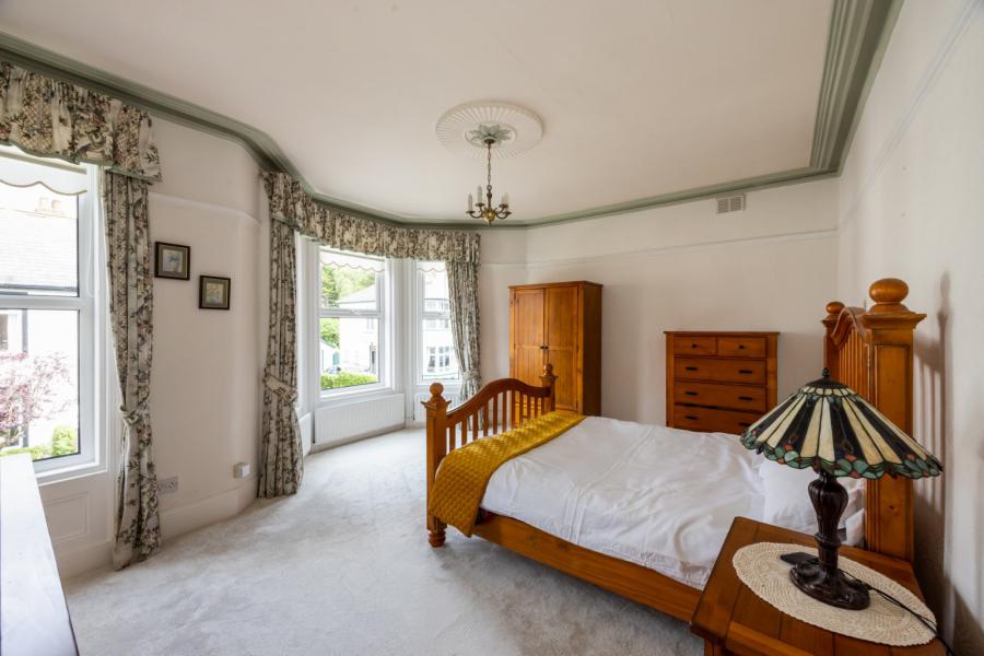 92 Marlborough Park Central