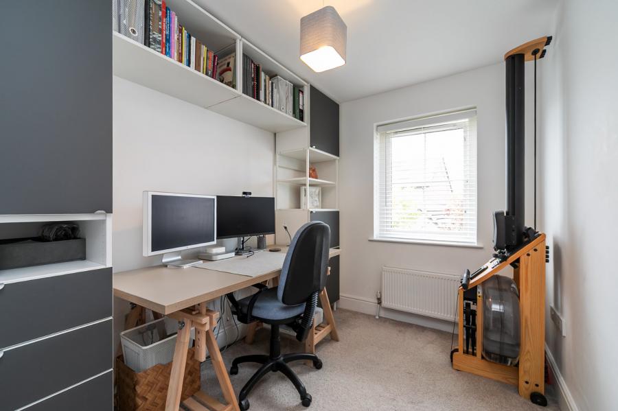 8 Blaris Drive