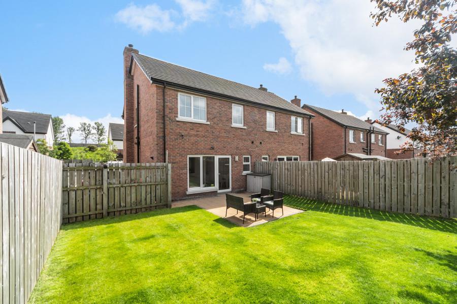 8 Blaris Drive