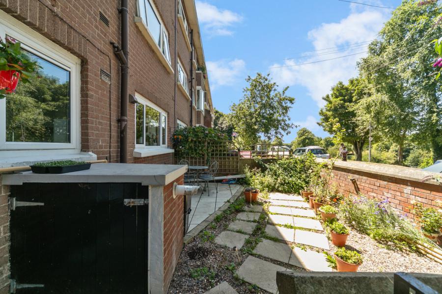 104 Annadale Flats