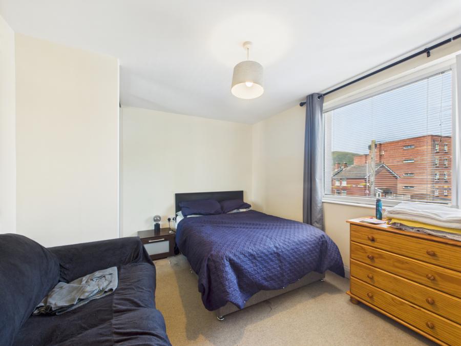 Apartment 6, 2 Ross Mill Avenue