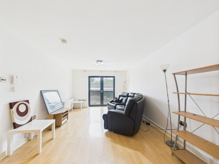 Apt 16 Quay Gate, 19 Station Street