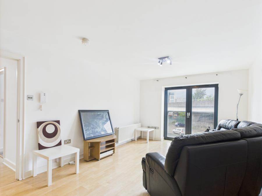 Apt 16 Quay Gate, 19 Station Street