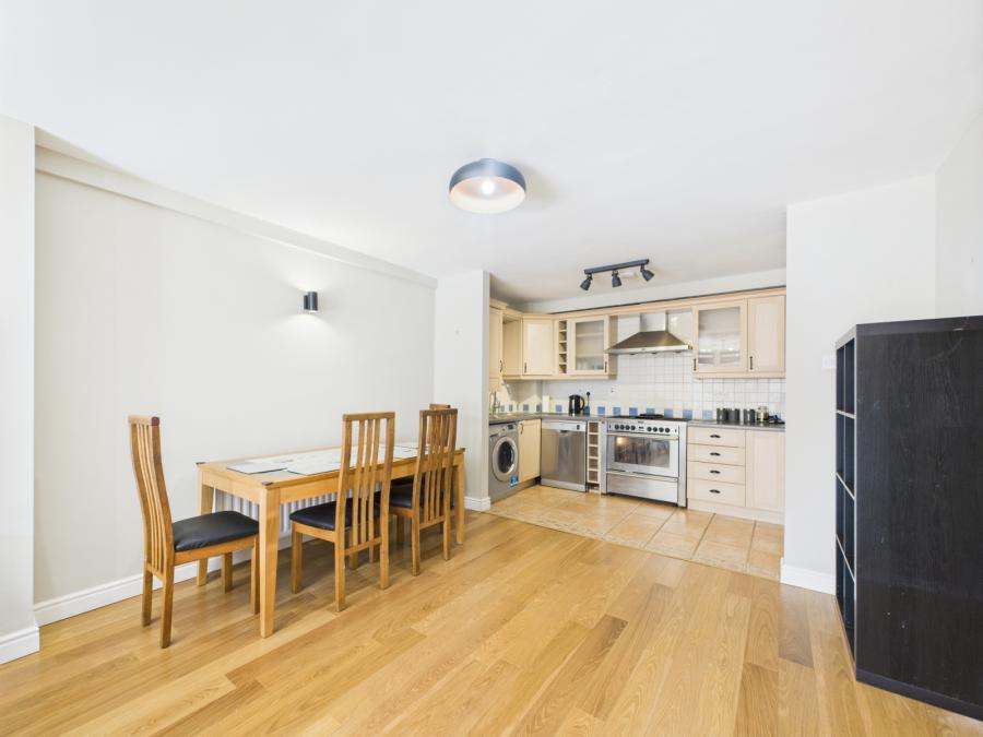 Apartment 4, Millennium Court, 4 Downshire Place
