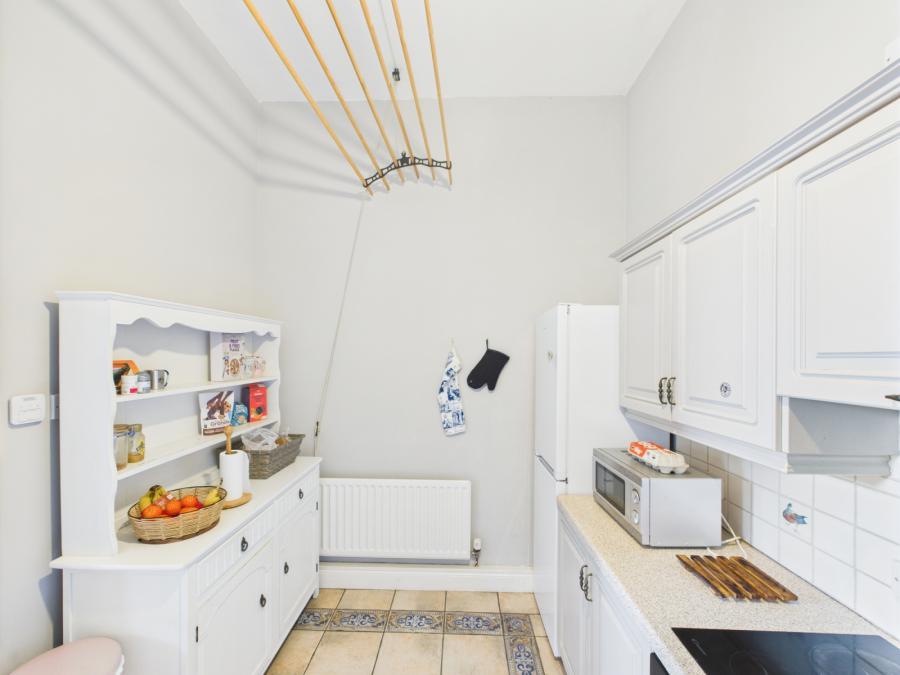 Flat 4, 14 College Gardens