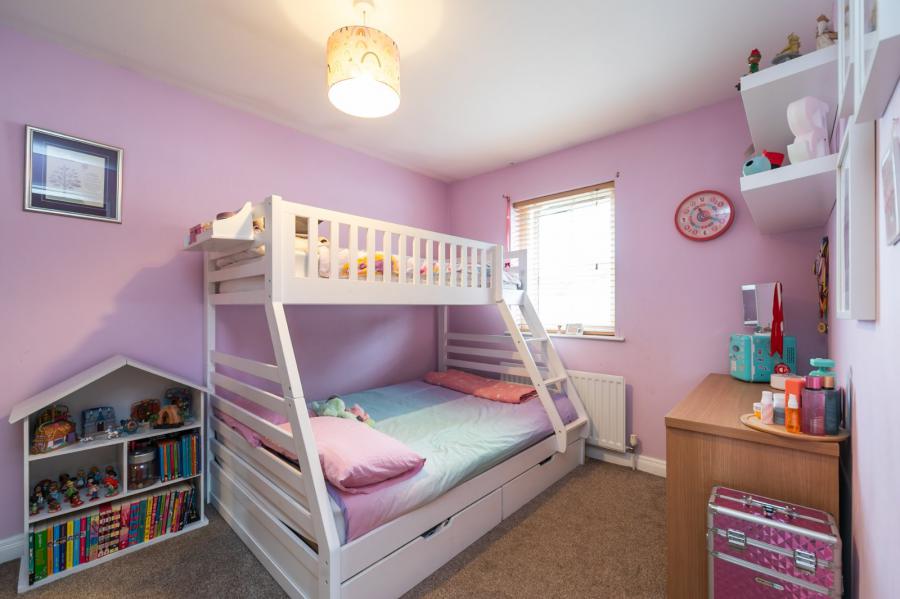 10 Lady Wallace Brae