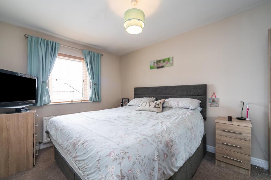 10 Lady Wallace Brae