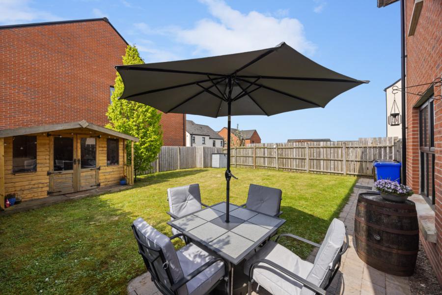 2 Castlegowan Drive