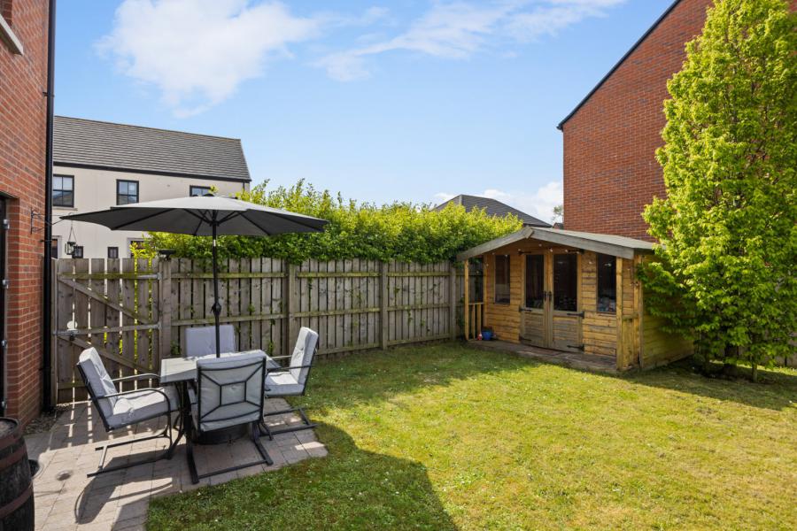 2 Castlegowan Drive