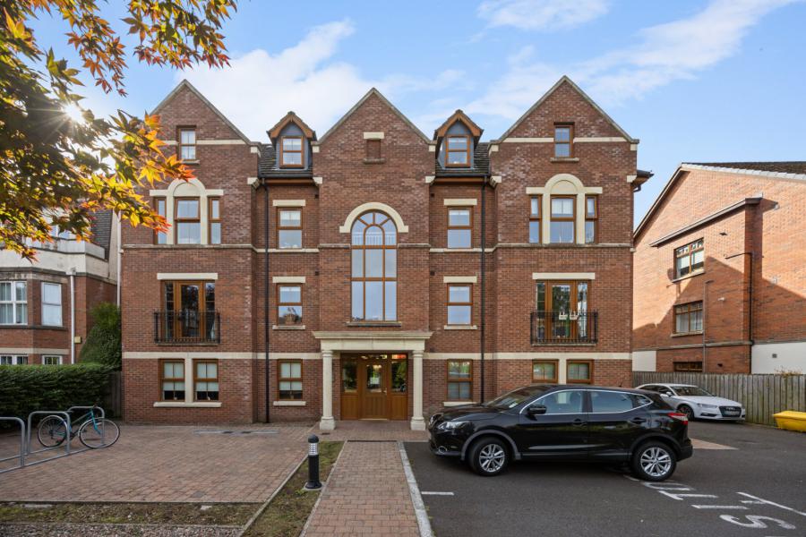 22 Upper Lisburn Road