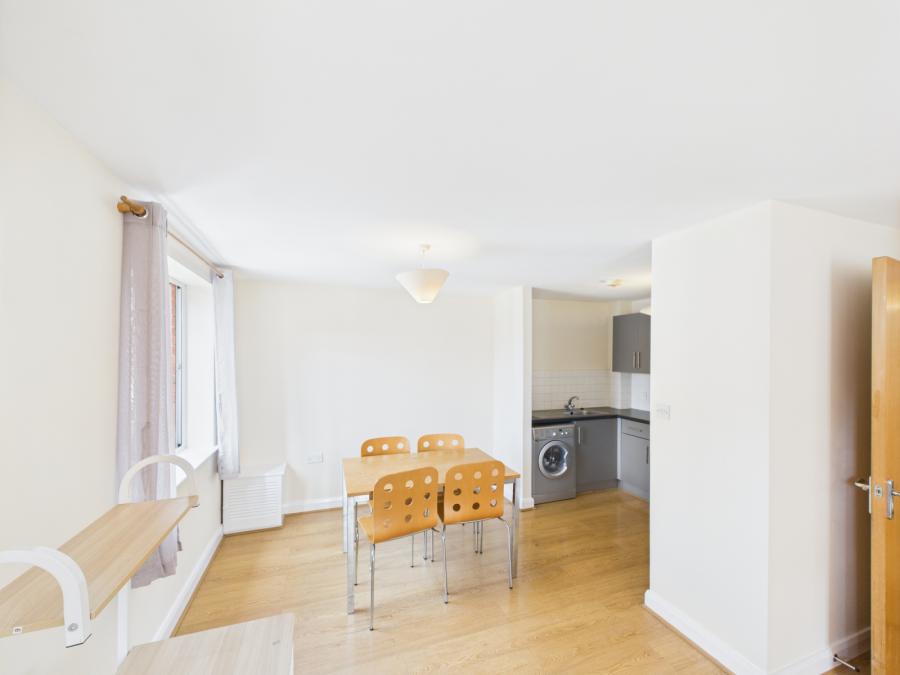 Apartment 13 Dunmore Building, 32 Old Bakers Court