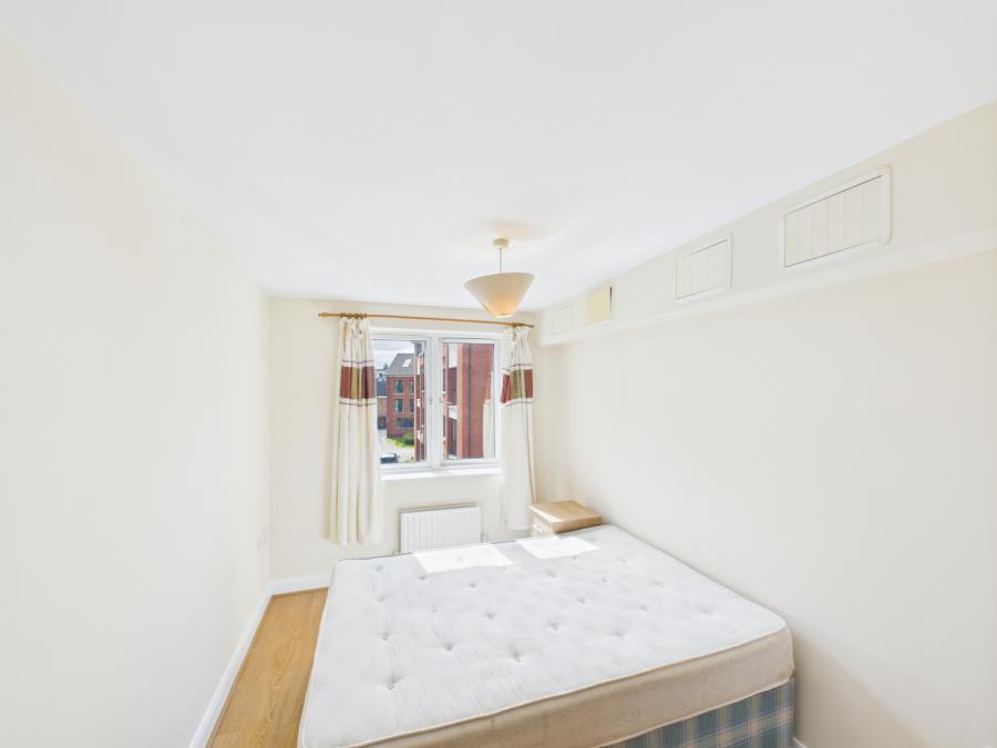 Apartment 13 Dunmore Building, 32 Old Bakers Court