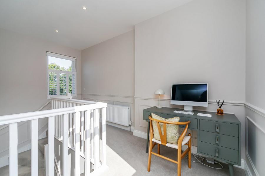 Number 1, 24 Ishbel Mews