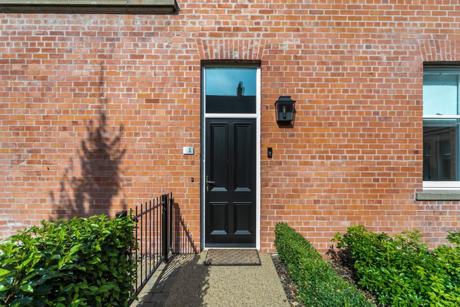 1 The West House, 24 Ishbel Mews