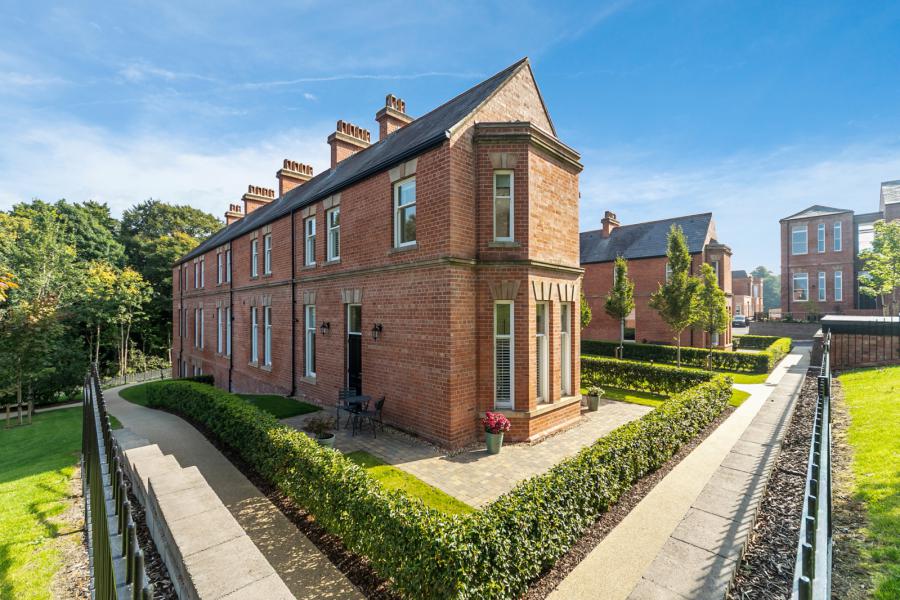 1 The West House, 24 Ishbel Mews