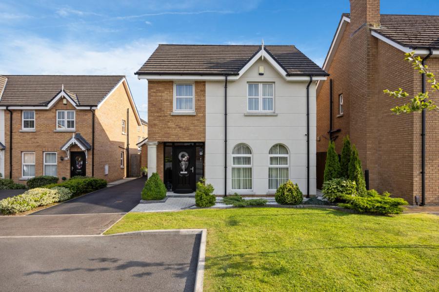 9 Mornington Court, Lisburn, County Down, BT28 2WB