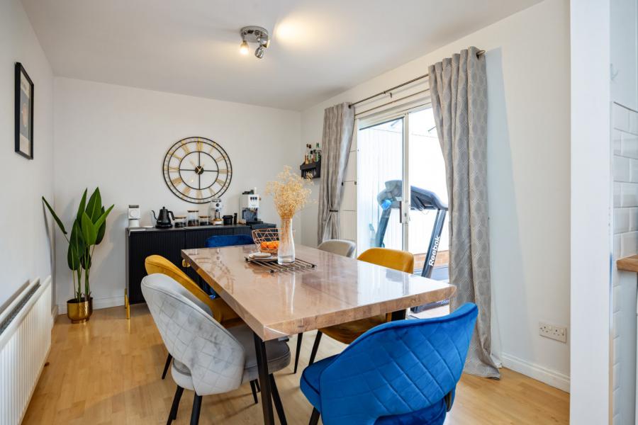 33 Windermere Park