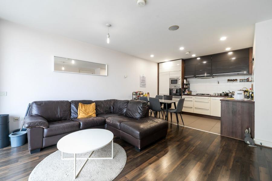 Apartment 9.21 The Arc, 2I Queens Road