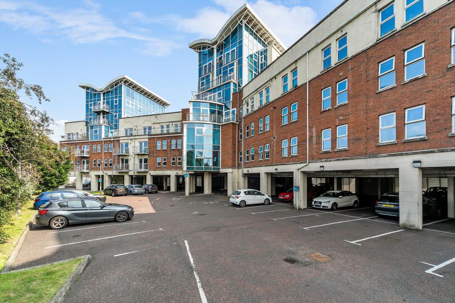 Apartment 10 Woodlands Manor, 61 Stockmans Way