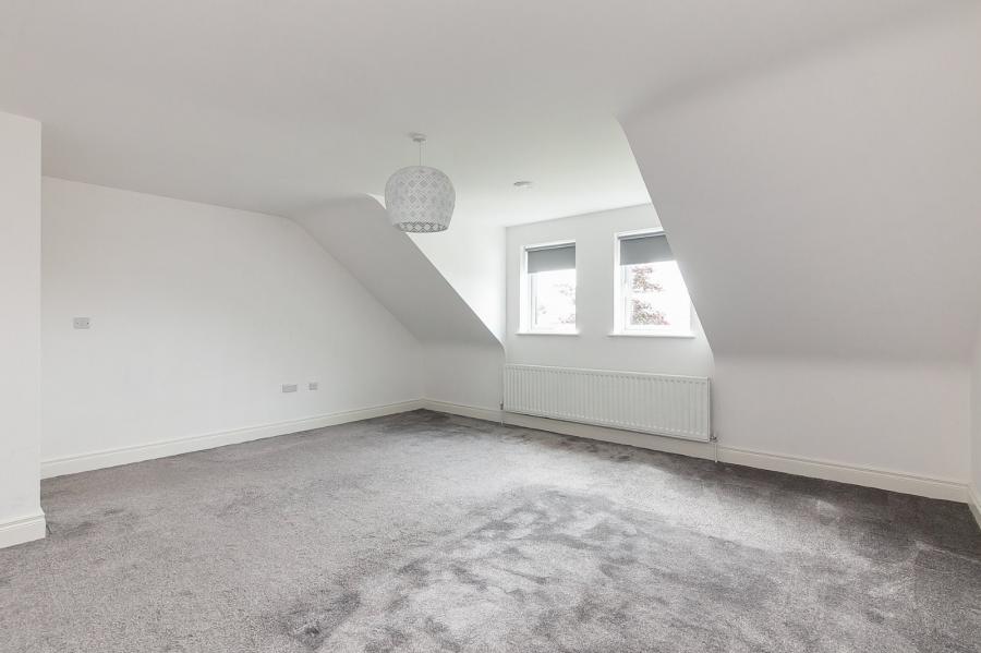 1 Sloans Avenue