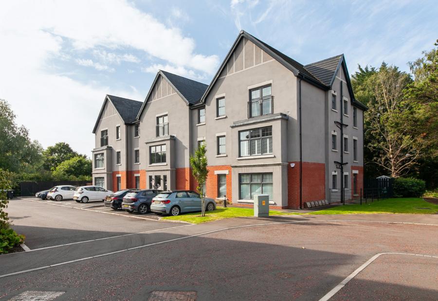 Apartment 11I, Oakfield Park
