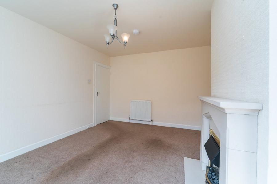 21 Hillside Crescent