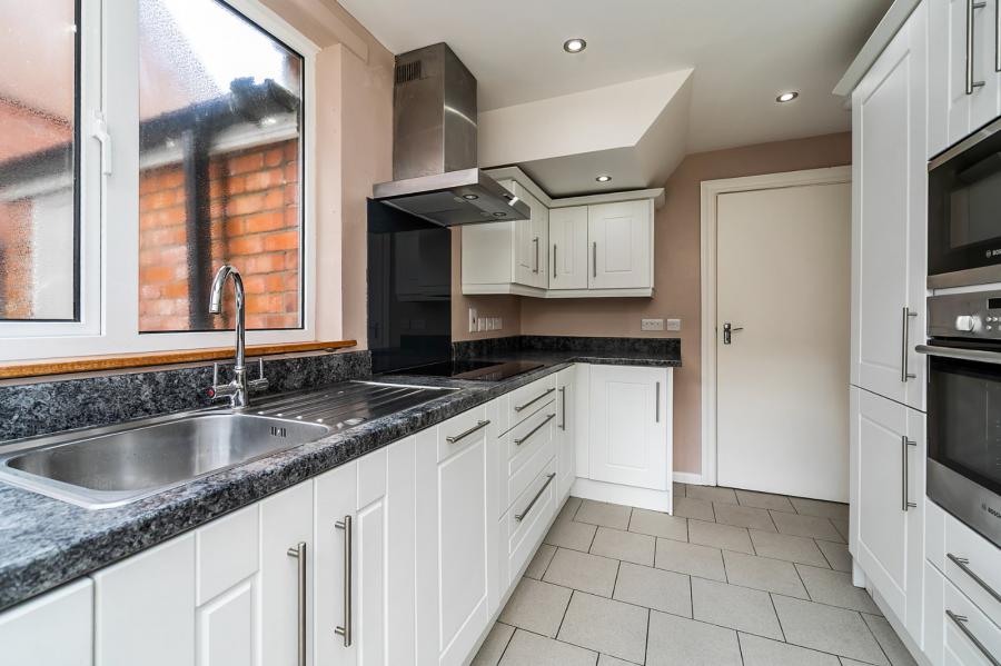 21 Hillside Crescent