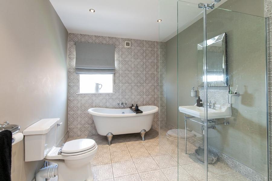 222 Upper Road