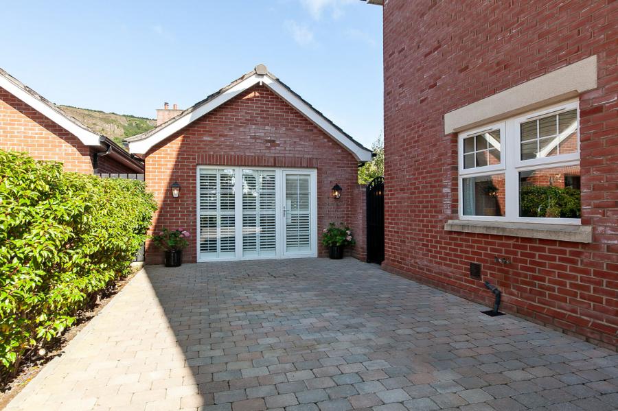 222 Upper Road
